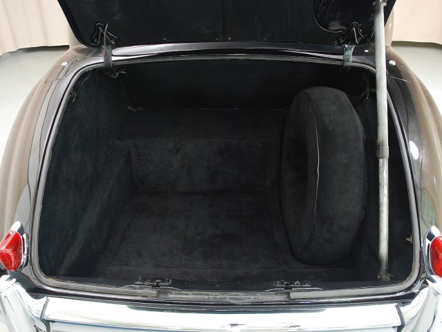 1957 Jaguar MK8 Four Door