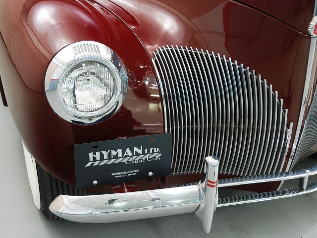 1940 Lincoln Zephyr Coupe