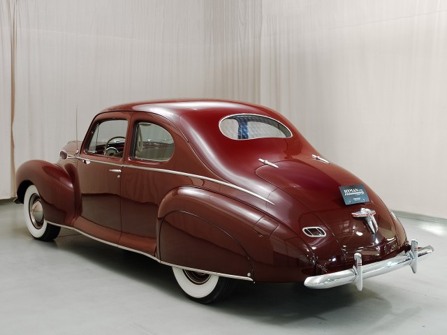 1940 Lincoln Zephyr Coupe