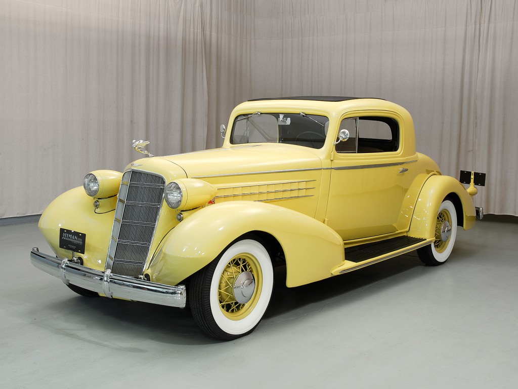 1935 Cadillac 355E Coupe