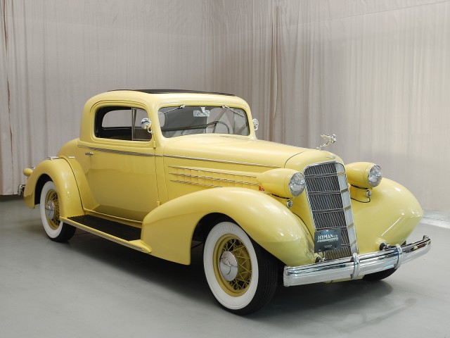 1935 Cadillac 355E Coupe