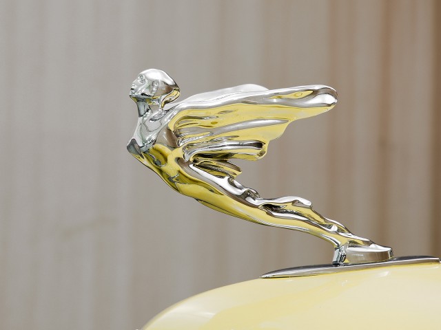 1935 Cadillac 355E Coupe