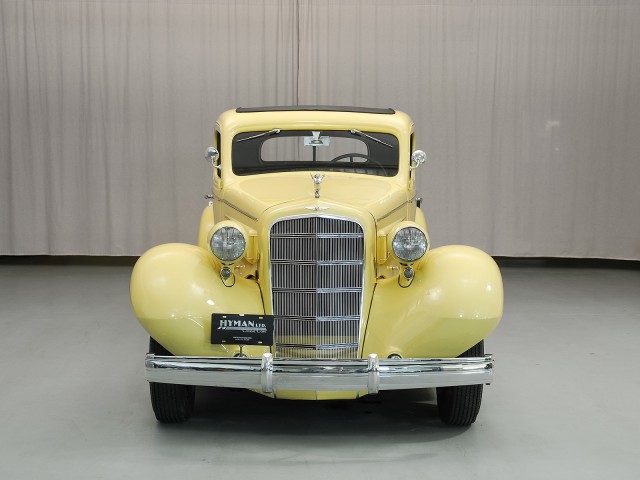 1935 Cadillac 355E Coupe