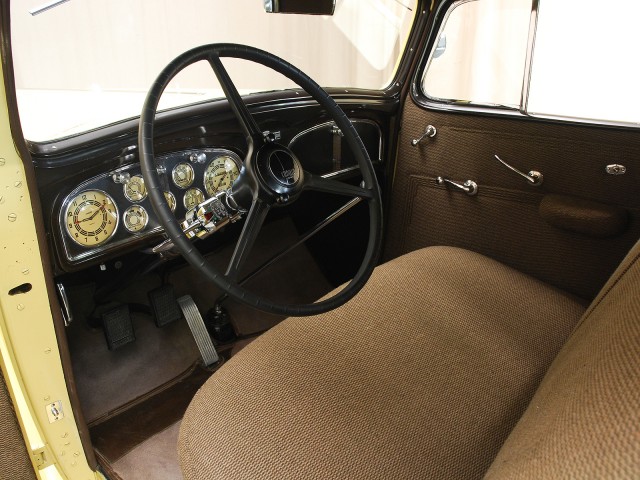 1935 Cadillac 355E Coupe