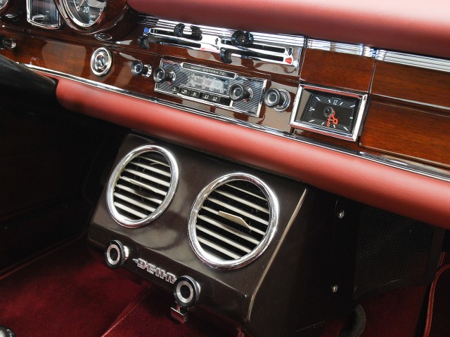 1965 Mercedes-Benz 300SE Coupe