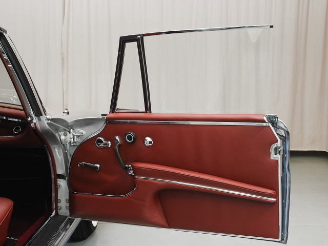1965 Mercedes-Benz 300SE Coupe