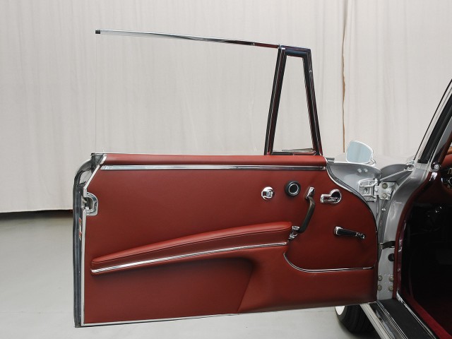 1965 Mercedes-Benz 300SE Coupe