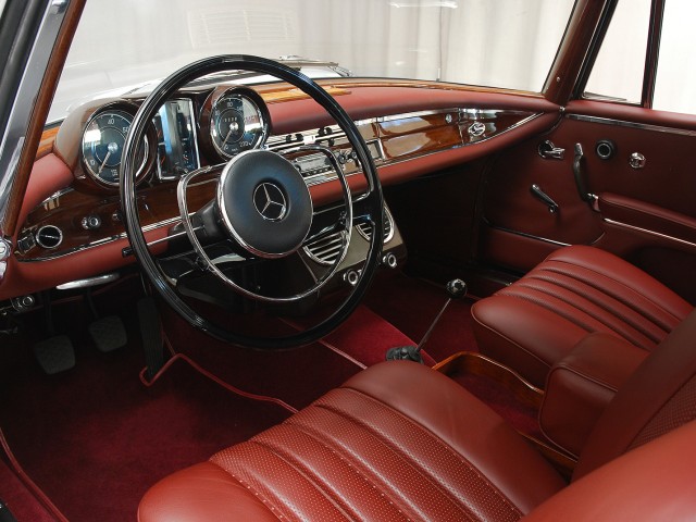 1965 Mercedes-Benz 300SE Coupe