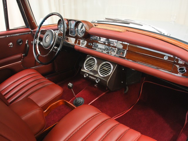 1965 Mercedes-Benz 300SE Coupe