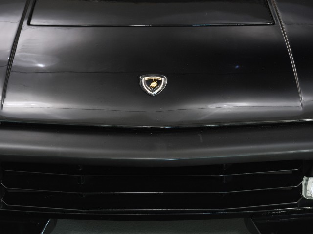 1988 Lamborghini Jalpa Coupe