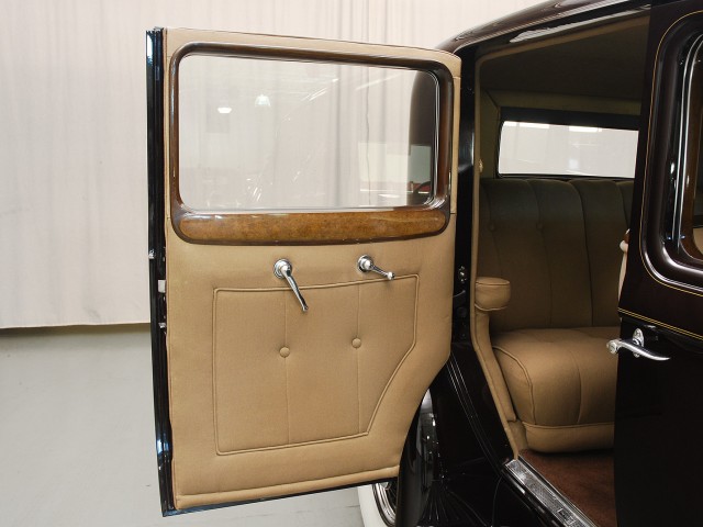 1934 Packard Super 8 Club Sedan