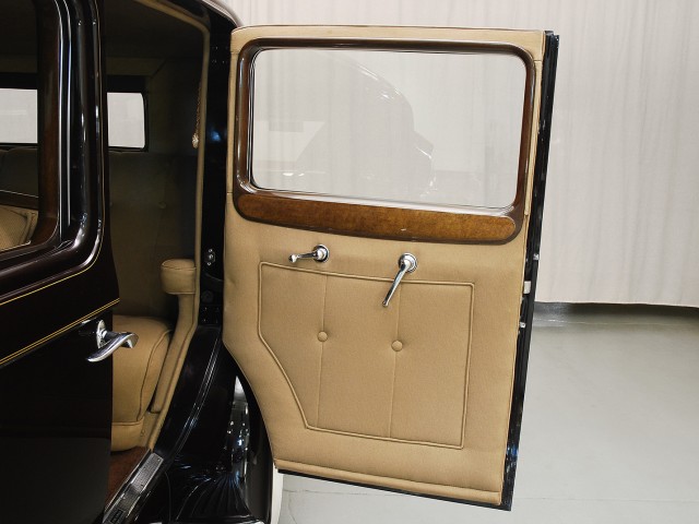 1934 Packard Super 8 Club Sedan