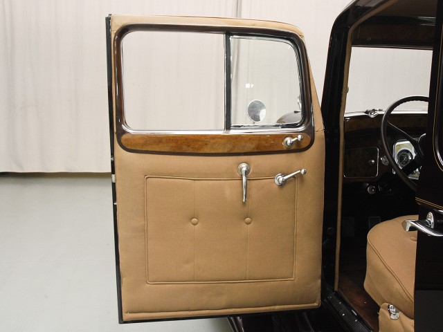1934 Packard Super 8 Club Sedan