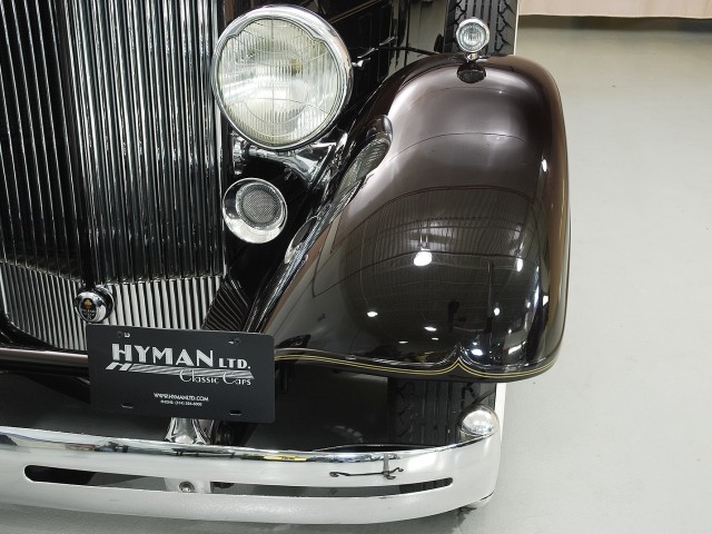 1934 Packard Super 8 Club Sedan