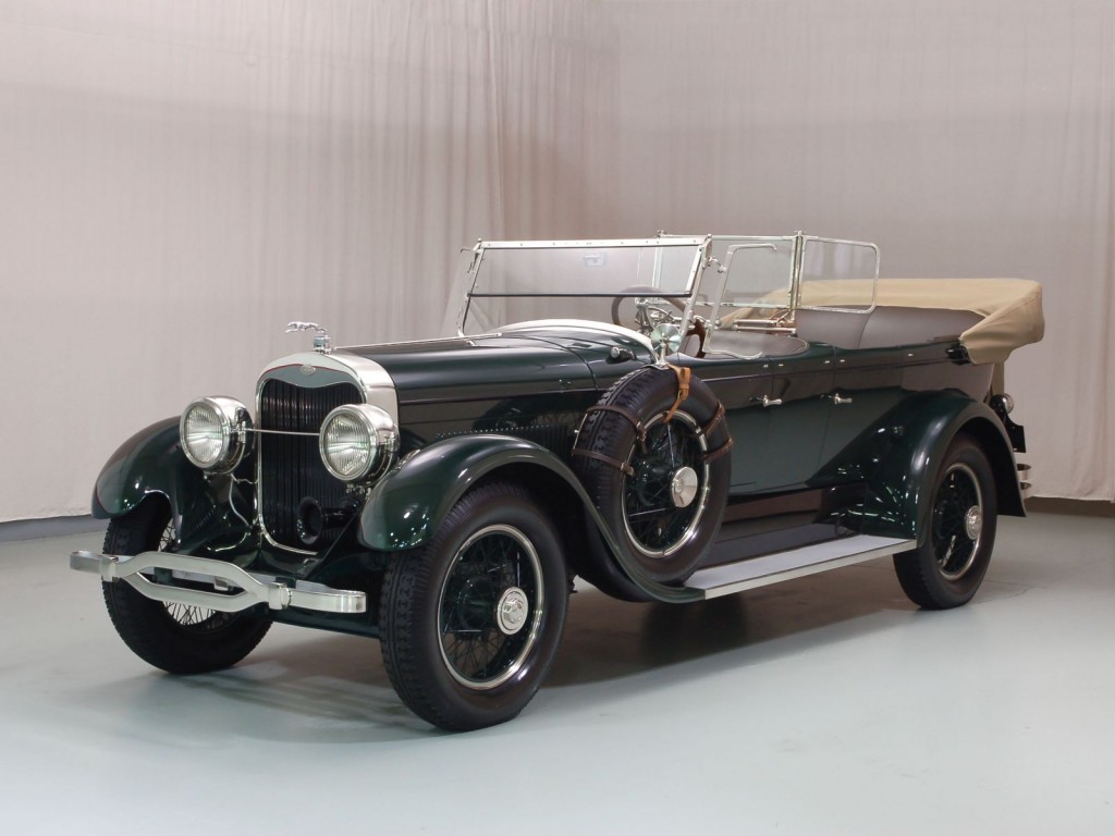 1925 Lincoln Seven-Passenger Sport Touring