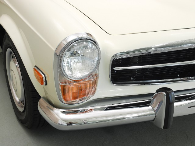 1971 Mercedes-Benz 280SL Convertible