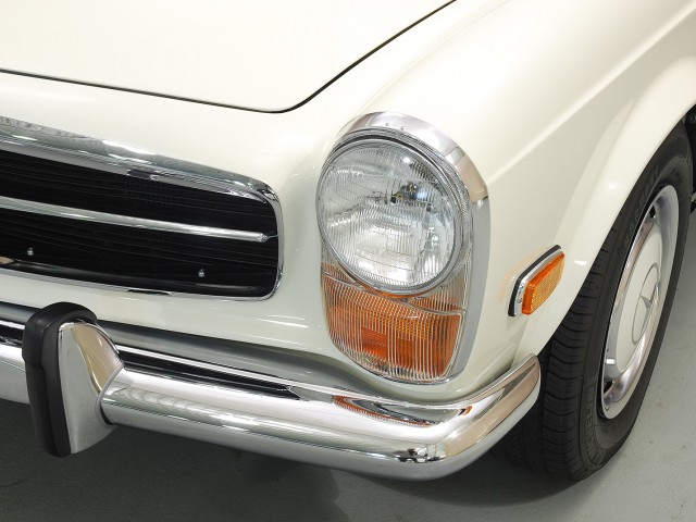 1971 Mercedes-Benz 280SL Convertible