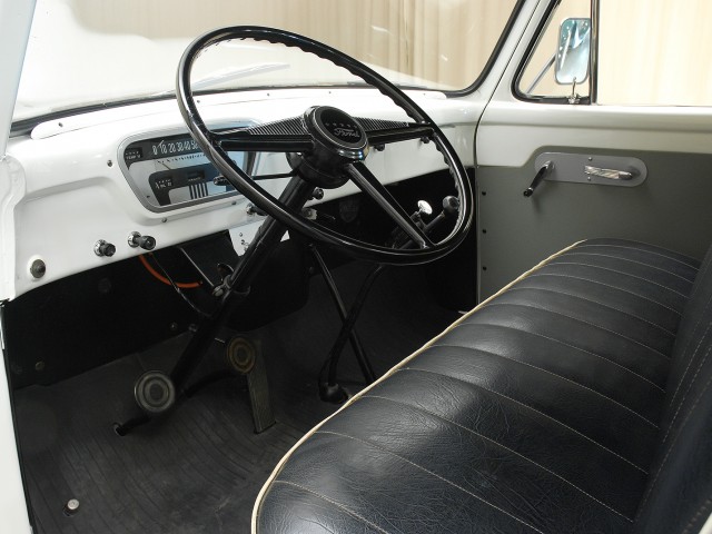 1955 Ford F600 Tow Truck