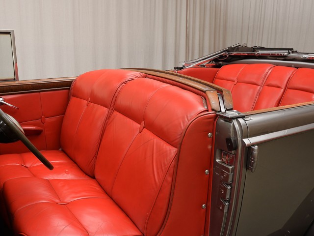 1939 Packard Twelve Convertible Sedan