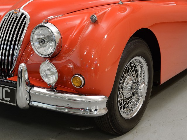 1957 Jaguar XK140 SE MC Roadster