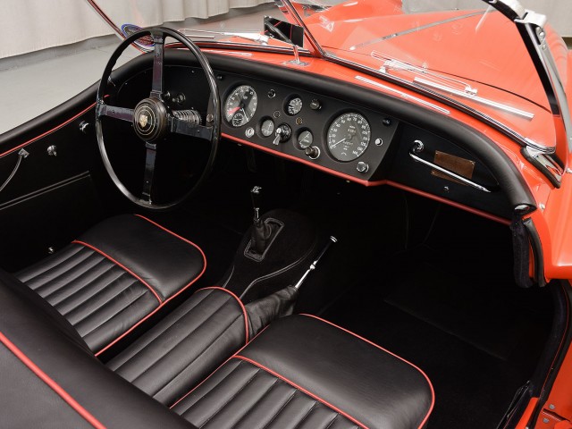 1957 Jaguar XK140 SE MC Roadster