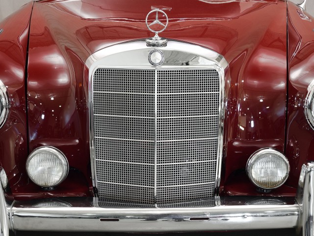 1960 Mercedes-Benz 220SE Coupe
