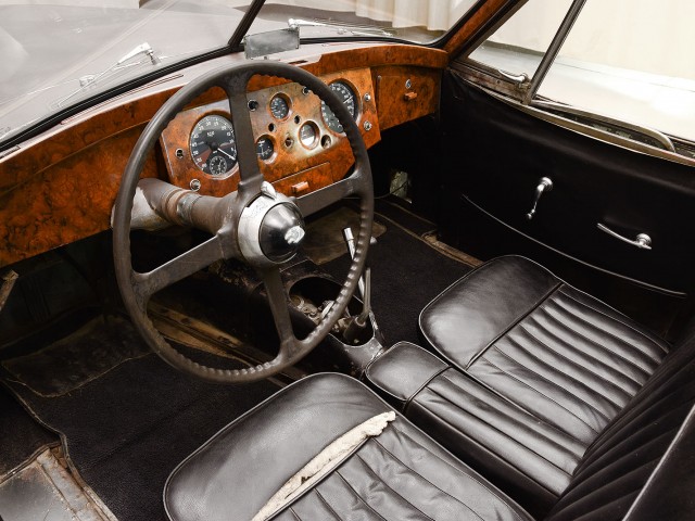 1954 Jaguar XK-120 Drophead