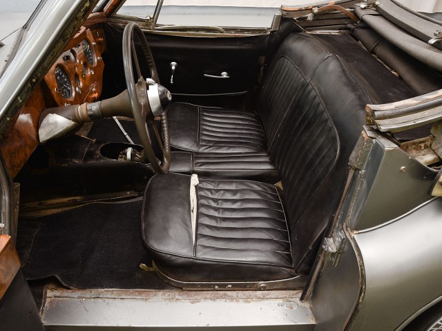 1954 Jaguar XK-120 Drophead