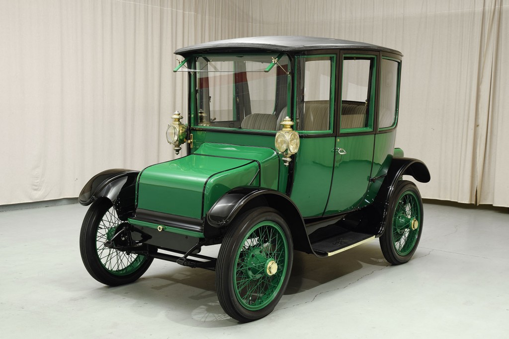 1916 Rauch & Lang Electric J6 Coach