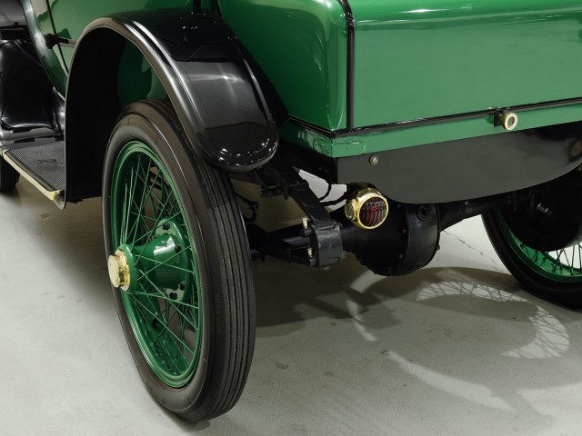 1916 Rauch & Lang Electric J6 Coach