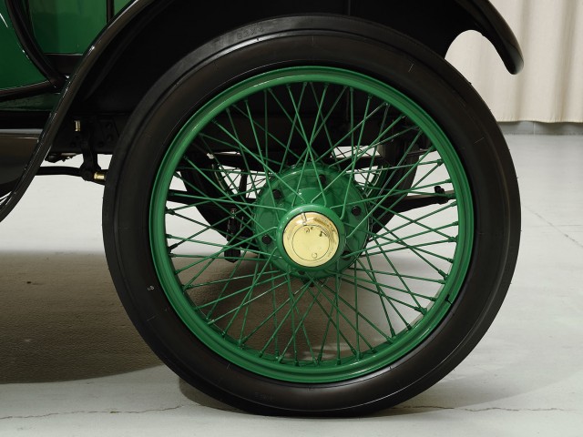 1916 Rauch & Lang Electric J6 Coach