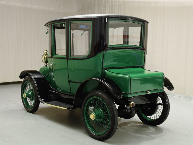 1916 Rauch & Lang Electric J6 Coach