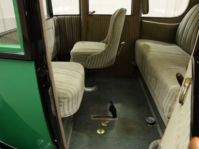 1916 Rauch & Lang Electric J6 Coach