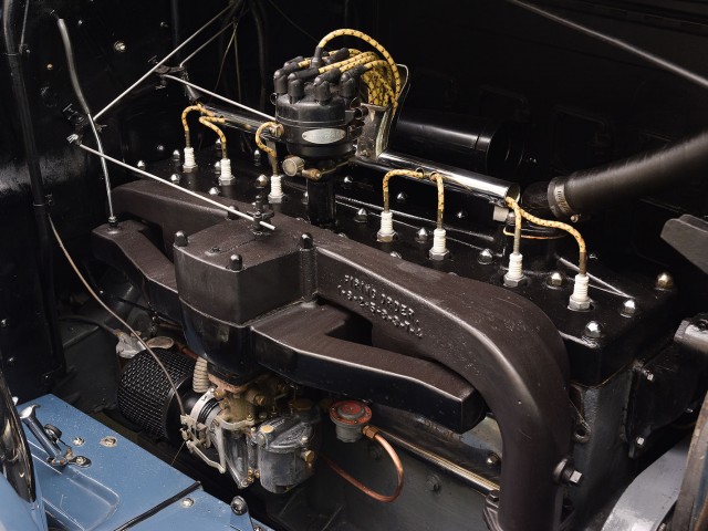 1930 Pierce Arrow Model B Dual Cowl Phaeton