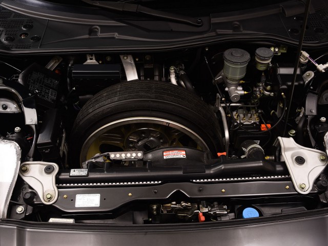 Engine of old 2003 Acura NSX Targa for sale by Hyman vintage car dealers