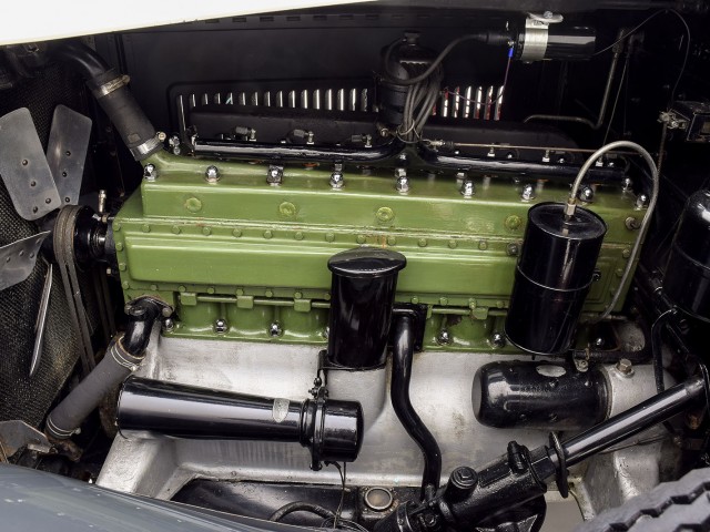 1931 Packard Custom Eight Dual Windshield Phaeton