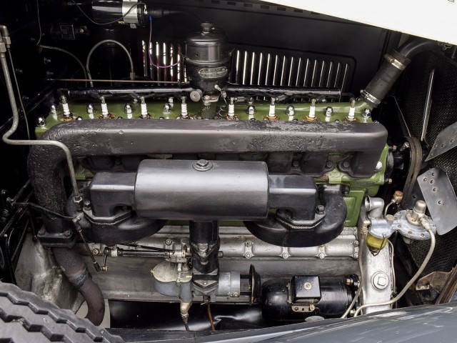 1931 Packard Custom Eight Dual Windshield Phaeton