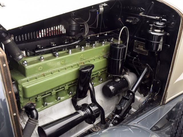 1931 Packard Custom Eight Dual Windshield Phaeton