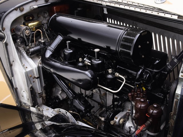 1938 Bentley 4 1/4 Litre Saloon