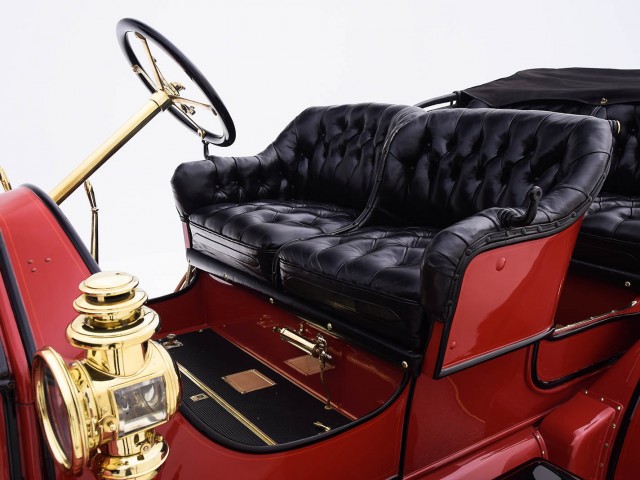 1910 Buick Model 16 Surrey