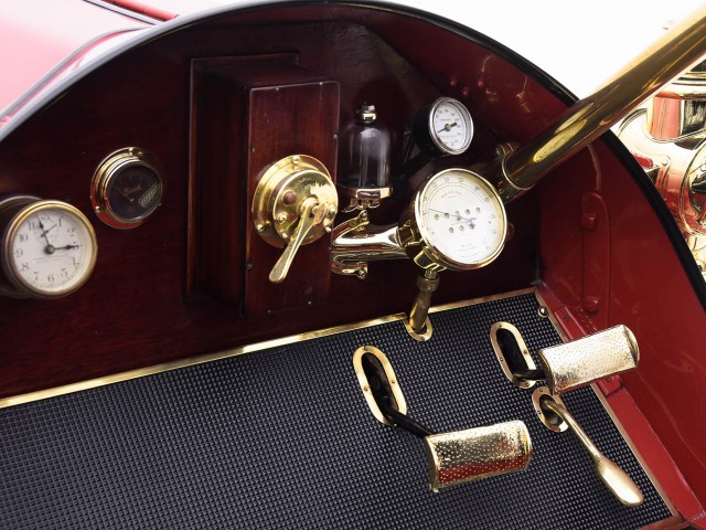 1910 Buick Model 16 Surrey