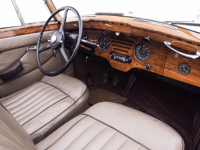 1952 Bentley Mark VI Drop Head Coupe