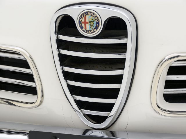 1965 Alfa Romeo 2600 Spider For Sale at Hyman LTD