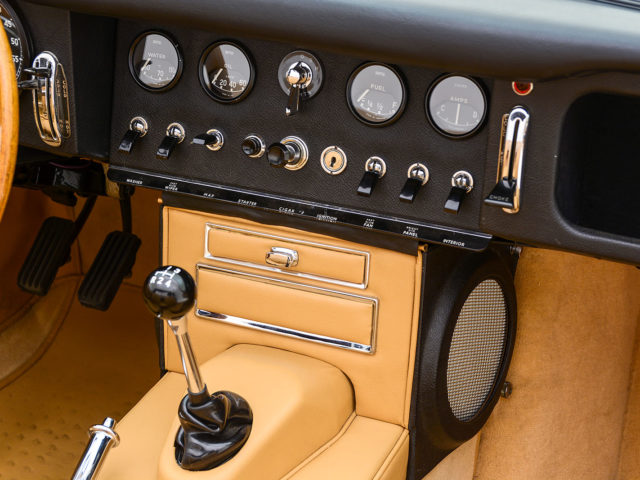 dashboard of jaguar xke roadster for sale by hyman classic cars
