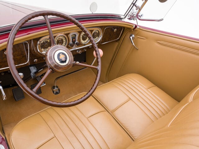 front interior of packard twelve dual sport phaeton for sale by hyman car dealers