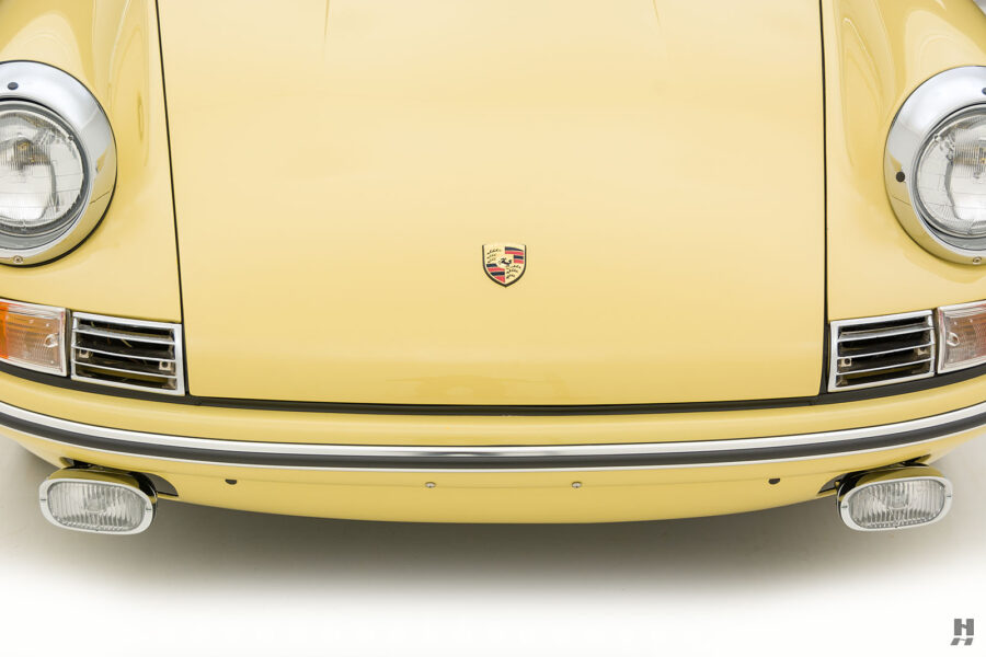 front of old porsche 911t targa for sale by hyman car dealers