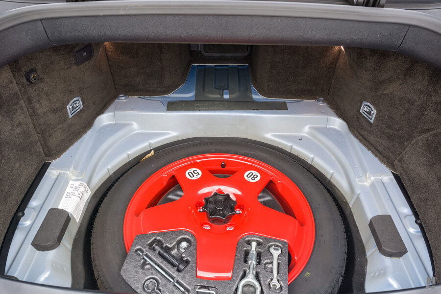 spare tire of bentley gtc convertible for sale by hyman car dealers