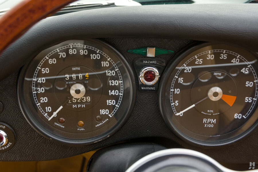 gauges of old jaguar XKE roadster for sale at hyman automobile dealers