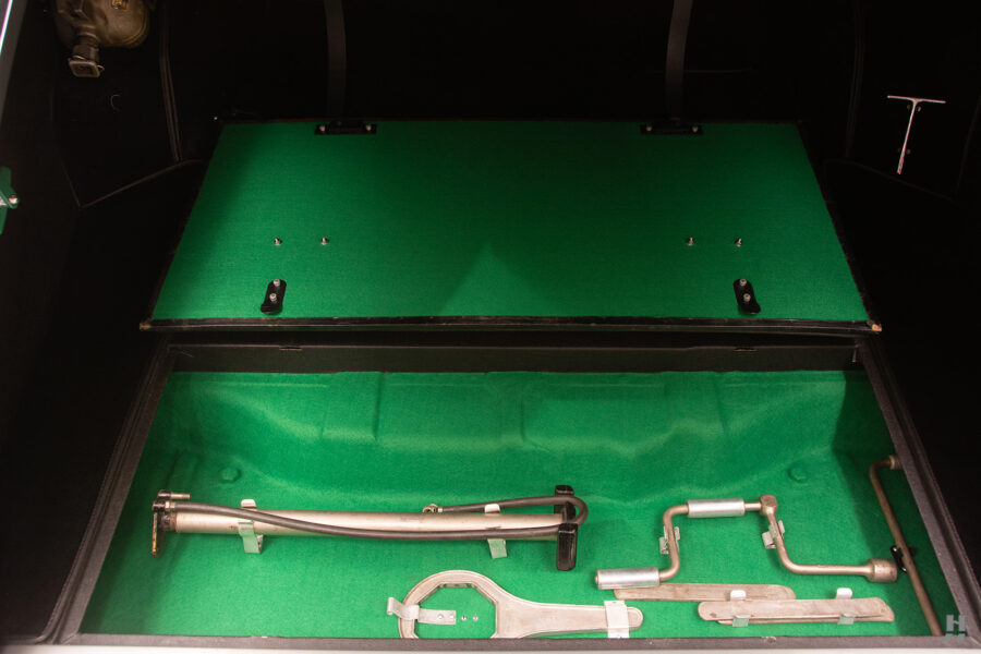 trunk of bentley mkvi park ward for sale by hyman classic cars