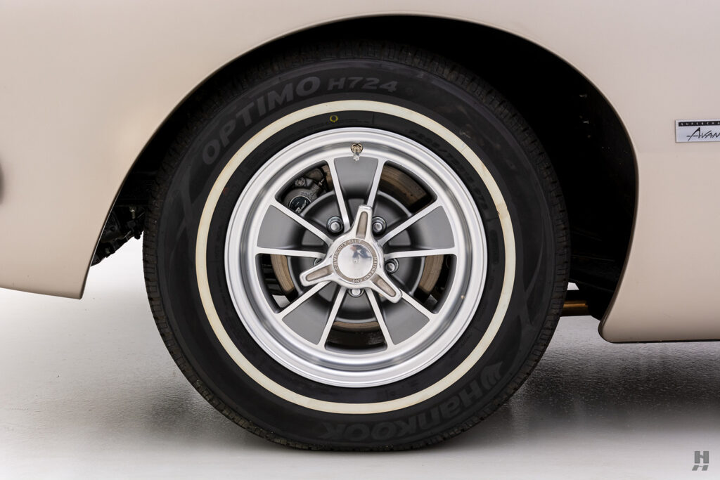 1963 Studebaker Avanti R3